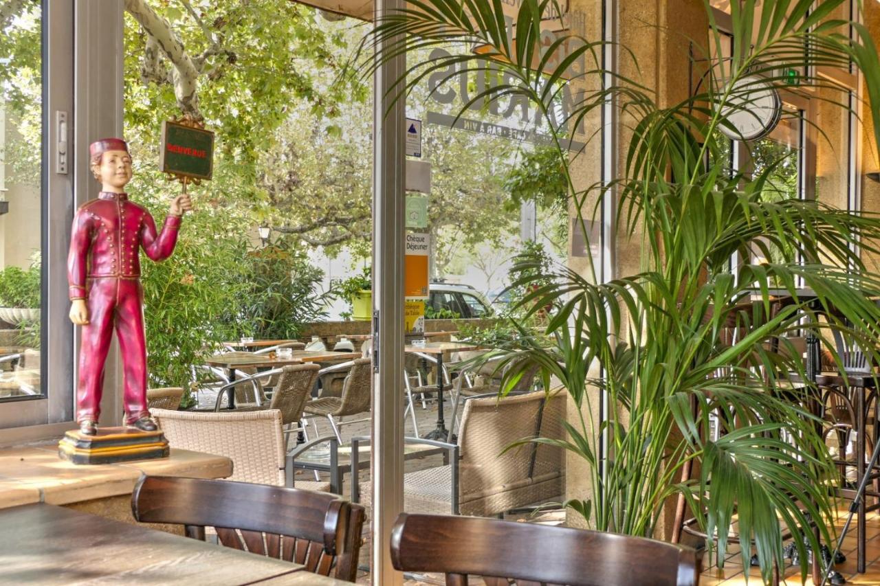 אורנג' Logis Hotel Restaurant De Provence מראה חיצוני תמונה